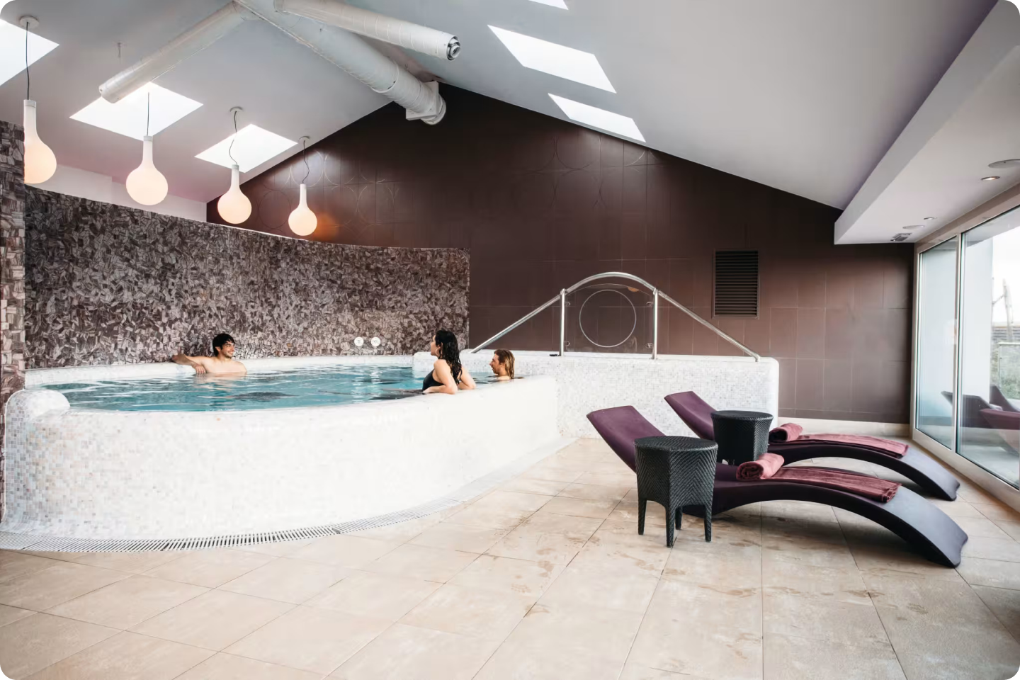 Image of the jacuzzi at Bedruthan Hotel and Spa