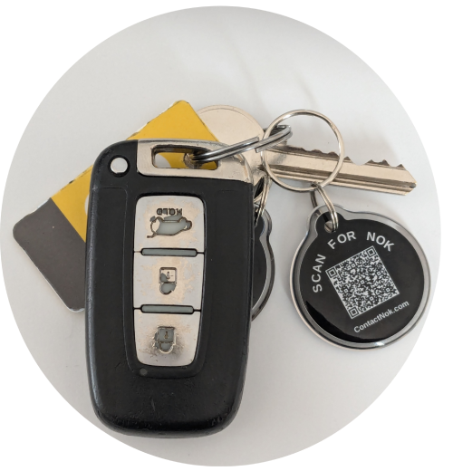 Set of keys with a Contact NOK keyring